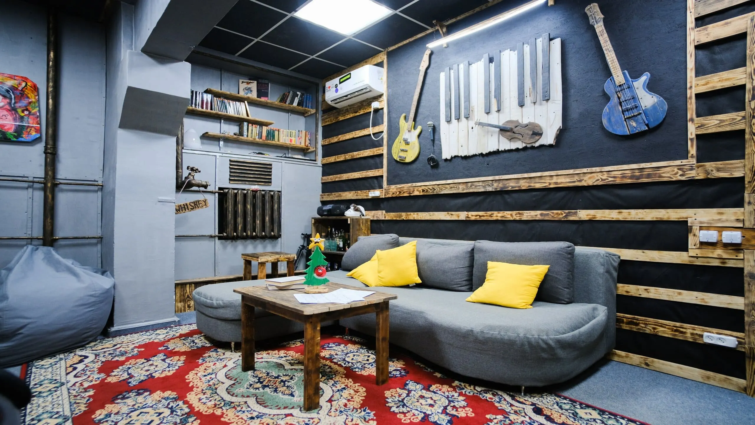 Звукорежисерьська кімната